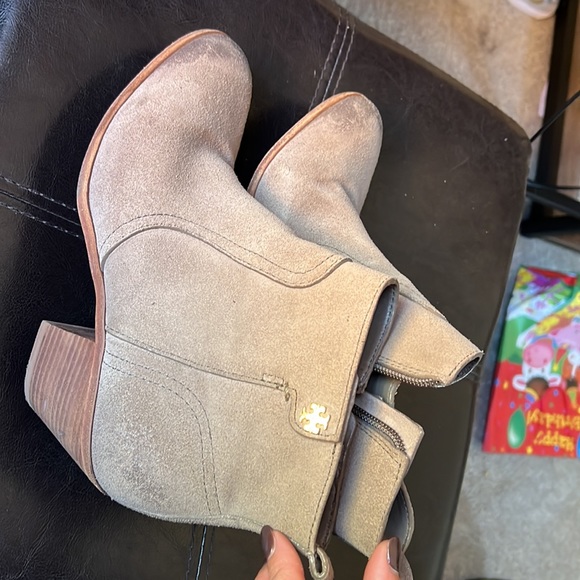 Tory Burch Sabe Suede booties - Picture 3 of 6